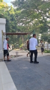Sambut Kedatangan Presiden Joko Widodo, Biro Pemkesra Kerja Bakti di Lingkungan Kantor
