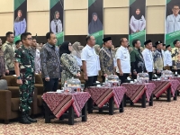 Tiga Unsur Pimpinan DPRD Sulbar Hadiri Pelantikan KAHMI