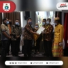 Wamen ATR/BPN Serahkan Sertifikat Tanah di Mateng